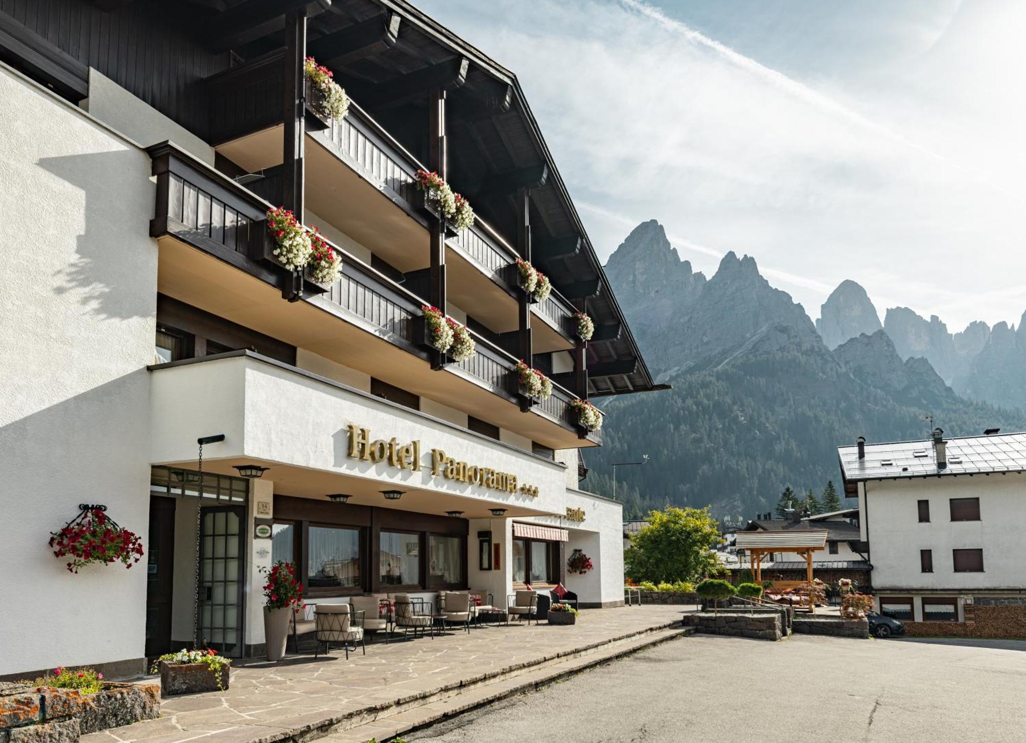 Hotel Panorama Сан Мартино ди Кастроза Екстериор снимка